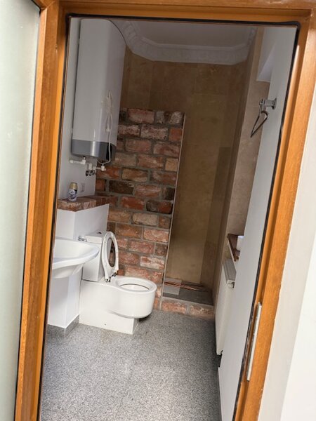 Cismigiu, oferta inchiriere ap. 4 cam. in vila,